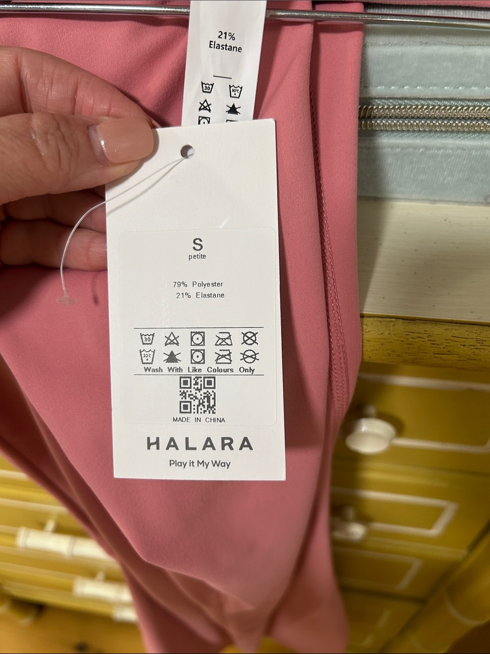 HALARA Rose-Tint High-Waist Flare Leggings NWT - Picture 5 of 5